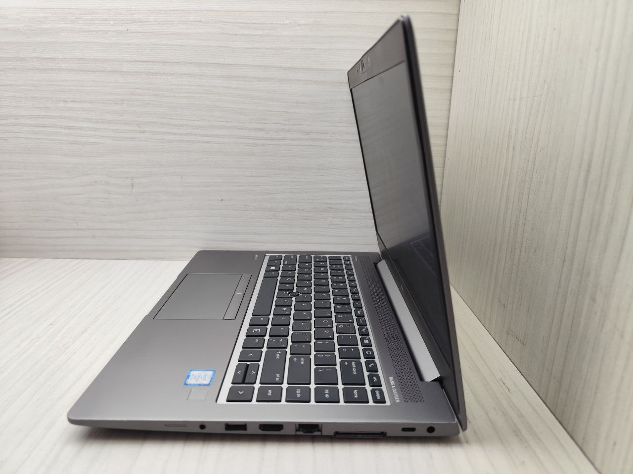 لپ تاپ استوک HP ZBook 14u G6 پردازنده i5 — تصویر ۳
